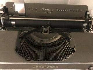 Underwood Champion Typewriter With Case (Touch Tuning) 4