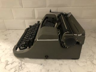 Underwood Champion Typewriter With Case (Touch Tuning) 6