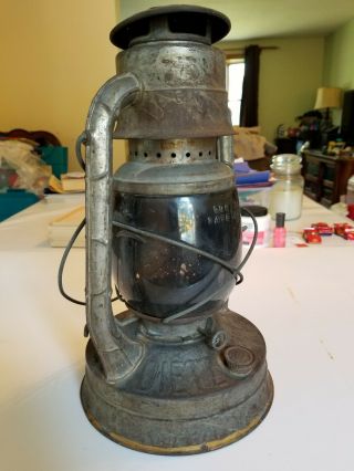 Vintage Dietz No.  2 D - Lite Kerosene Oil Lantern NY USA Orig Globe Railroad Barn 4