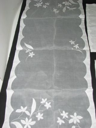 Vintage Lace 16pc Set Of Fine Lace Placemat,  Napkins Runner Silky