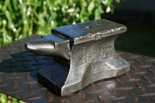 Vintage Anvil Tool 8 Lb Cast Iron Metal Blacksmith Farrier Horseshoe Forging 4