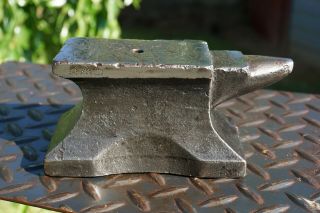 Vintage Anvil Tool 8 Lb Cast Iron Metal Blacksmith Farrier Horseshoe Forging 5