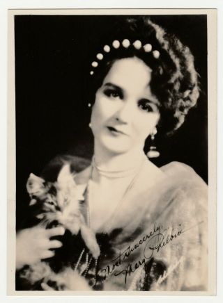 Mary Philbin - Vintage 1920s Fan Photo Signature - Began Silent Film Movie Star - Cat