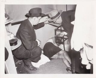 Vintage Silver Photo 1952 Chicago ? Murder Crime Scene By Marino Photographer