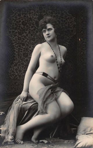 French Naked Nude Woman Lady Risque Photo Postcard (82)