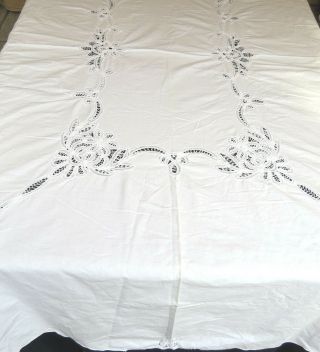 Vintage White Cotton Battenburg Lace Tablecloth 67 x 84 Oval 2