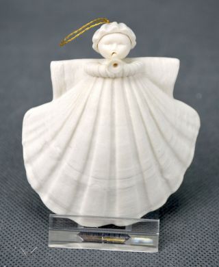 Margaret Furlong 1980 Trumpeter Angel With Stand & Box Seashell Christmas