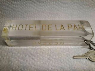 Hotel De La Paix Geneve Key Chain & Key