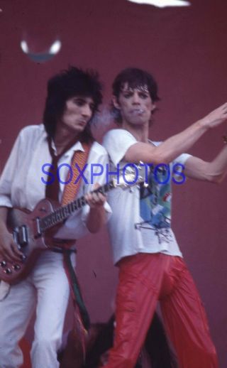 Mg99 - 141 Rolling Stones Mick Jagger & Ron Wood 35mm Color Slide