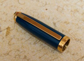 S.  T.  Dupont Fidelio Fountain Pen in Blue Lacquer,  OM 14K nib 2