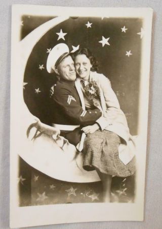 Vintage Postcard Rppc - Us Marine & Sweetheart Posed In Paper Moon