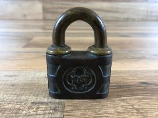 Vintage Yale Y&t Heavy Metal Brass Padlock Lock No Key