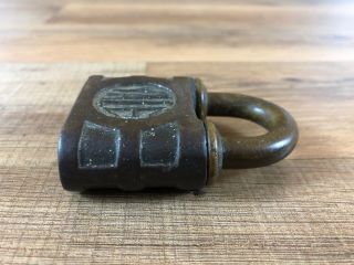 Vintage Yale Y&T Heavy Metal Brass Padlock Lock No Key 5
