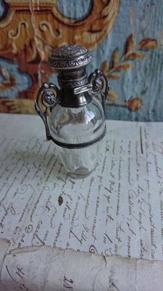 EXQUISITE ANTIQUE FRENCH SILVER URN SHAPED PERFUME BOTTLE c1880 5
