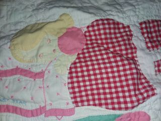 VINTAGE HAND QUILTED BABY CRIB QUILT 66X50 LARGE APPLIQUED GOLDILOCKS 3 BEARS 3