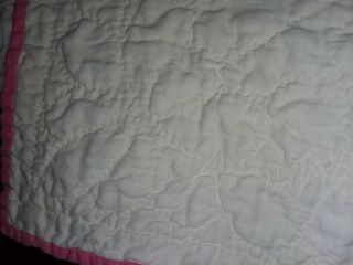 VINTAGE HAND QUILTED BABY CRIB QUILT 66X50 LARGE APPLIQUED GOLDILOCKS 3 BEARS 8