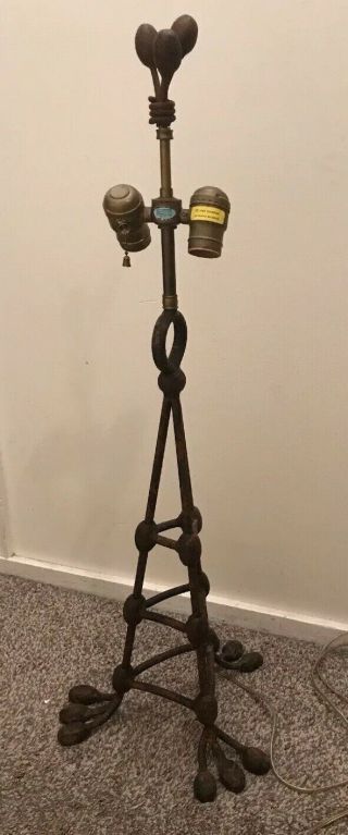Vintage Chapman Brass And Metal Twin Light Table Lamp Light Fixture.  Very Unique