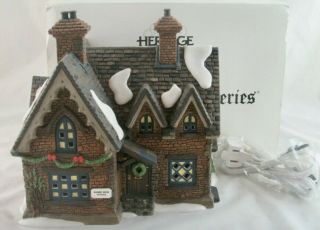 Department 56 Dickens Village Barmby Moor Cottage / Light