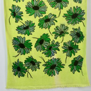 Vintage Springmaid Lime Green Daisy Bath Towel Flower Power Mid Century Daisies 3