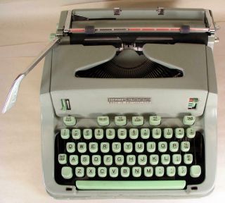 Hermes 3000 Sea Foam Green Typewriter With Hard Case Straight From Local Attic