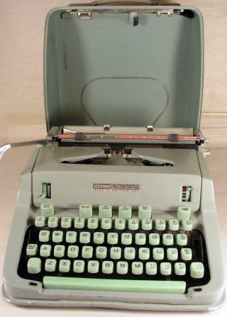 Hermes 3000 Sea Foam Green Typewriter With Hard Case Straight From Local Attic 2