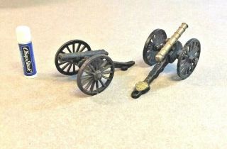 Vintage Cast Iron Minature Cannons,  Civil War Era Artillery.  Gettysburg
