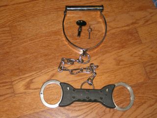 Yuil M - 03 RIGID HANDCUFFS w/ CHICAGO DARBY NECK COLLAR (shackles) 2