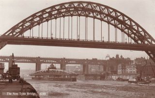 Newcastle - On - Tyne - The Tyne Bridge,  Real Photo By Johnston