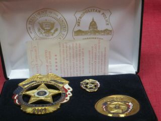 Obsolete Barrack Obama Inaugural Metropolitan Police 2009 Badge,  Coin,  & Pin Set 2