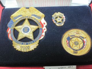 Obsolete Barrack Obama Inaugural Metropolitan Police 2009 Badge,  Coin,  & Pin Set 4