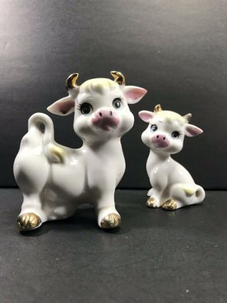 Vintage Cow Mom And Baby Salt And Pepper Shakers With Gold Accents Japan