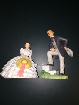 Avon Images Of Hollywood Gone With The Wind Rhett & Scarlett Figures Figurines