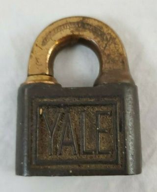 ANTIQUE/VINTAGE Yale & Towne Mfg.  Co.  Padlock Push Key Lock Attractive Y274 2