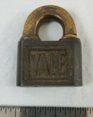 ANTIQUE/VINTAGE Yale & Towne Mfg.  Co.  Padlock Push Key Lock Attractive Y274 4
