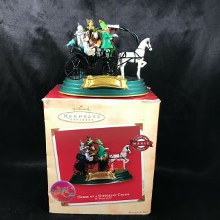 Hallmark Ornament 2002 Horse Of A Different Color Wizard Of Oz