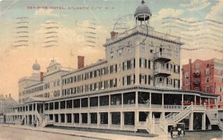 C21 - 8221,  Seaside Hotel Atlantic City Jersey.  Postcard.