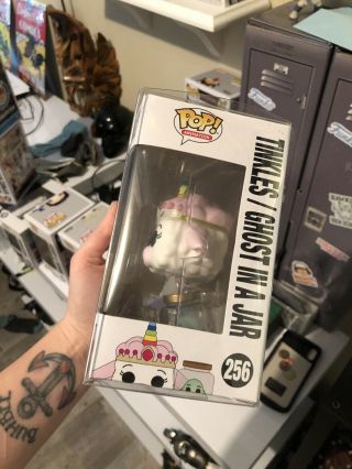 funko pop tinkles ghost in jar SDCC Rick And Morty Comes With Case 2