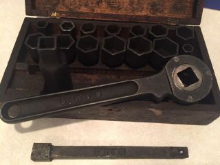 Vintage Stamped Socket Set W/ratchet And Extention Made By Triumph
