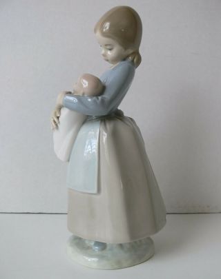 NAO by Lladro Spain GIRL holding BABY porcelain 9 