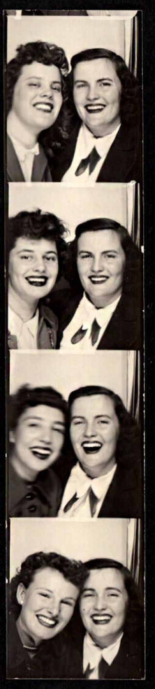 Rockabilly Women Sexy Smiles Lipstick Lesbian 1950s Photobooth Photo Strip