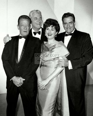 " Perry Mason " The Cast Of The Television Series - 8x10 Publicity Photo (nn - 140)