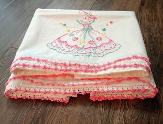 Vintage Southern Belle Floral Embroidered Pair Pillowcases crochet pink trim 6