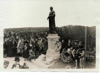 Suffrage London,  " Votes For Women ",  Pankhurst Statue Photo 1930s