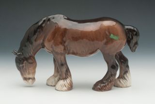 Beswick 1050 Grazing Shire Horse - Designed By Arthur Gredington