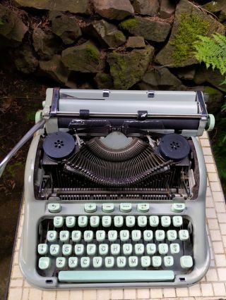 Vintage Hermes Portable Typewriter - Made in Switzerland 4