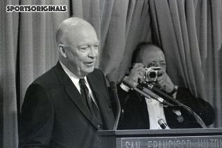 35mm B&w Negative - Dde - Ike - President Dwight D.  Eisenhower
