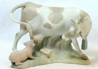Lladro 4640 Cow With Pig Matte Finish
