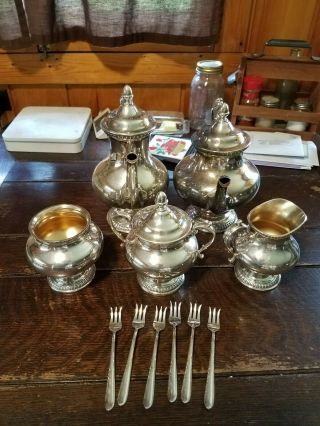 2 Antique Silver Plate Tea Pots Hinged Lid Creamer Sugar Reed Barton 7020 6forks