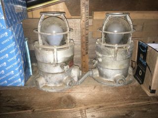 Two Crouse - Hinds Industrial Explosion - Proof Light Fixtures 9 "