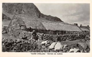 Tristan Da Cunha,  Island Home & Surroundings,  People,  Real Photo Pc C 1930 - 40 